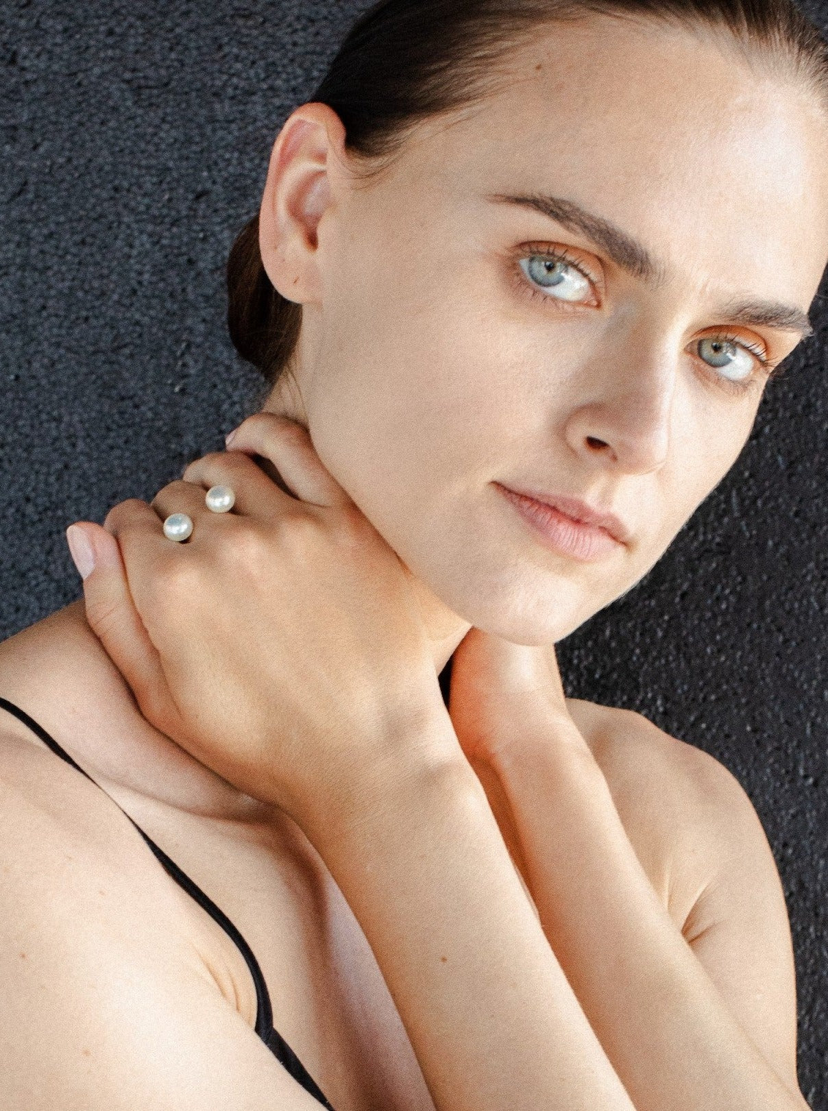 Two Pearl Sling Ring
