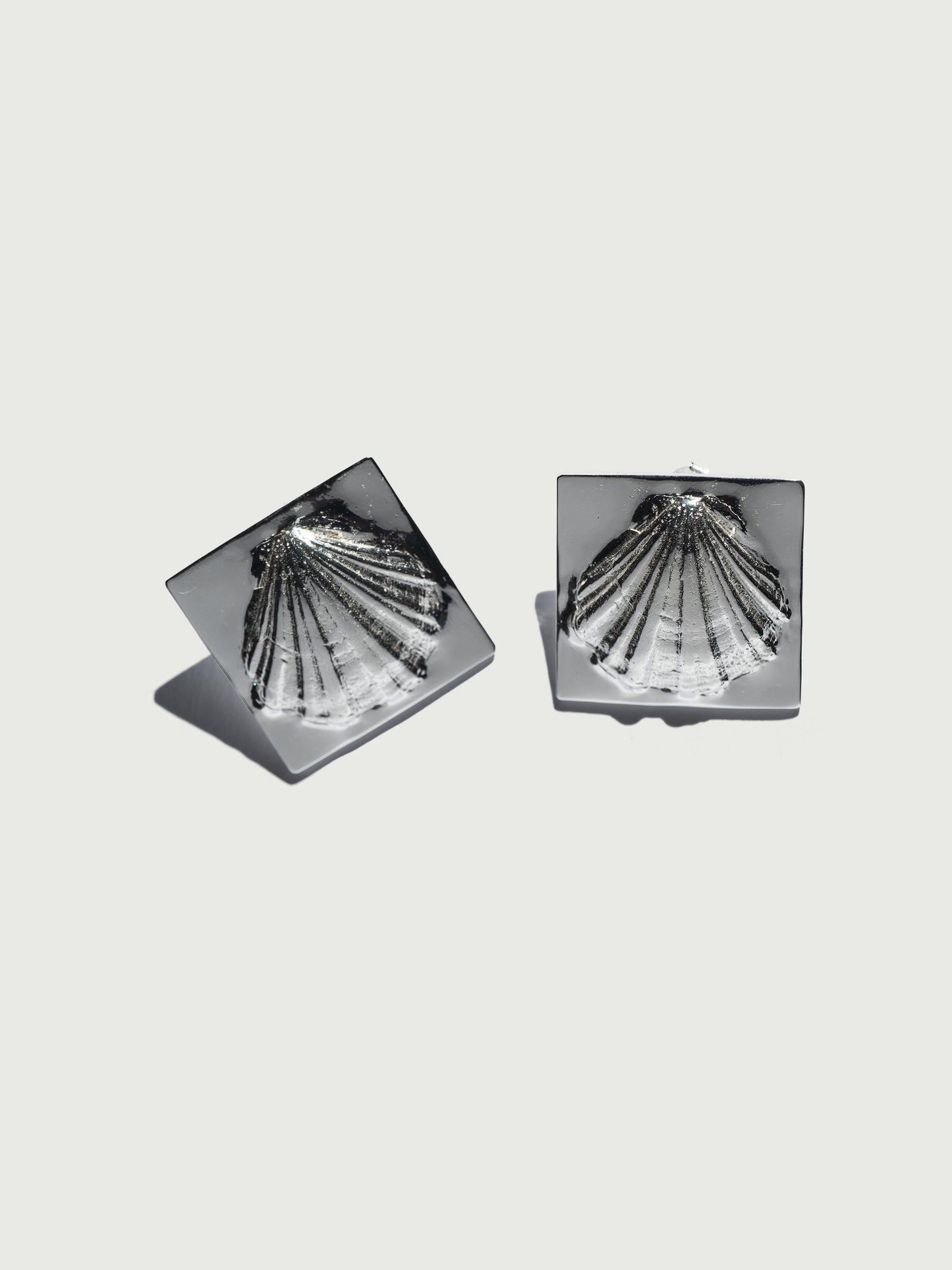 Scallop earrings
