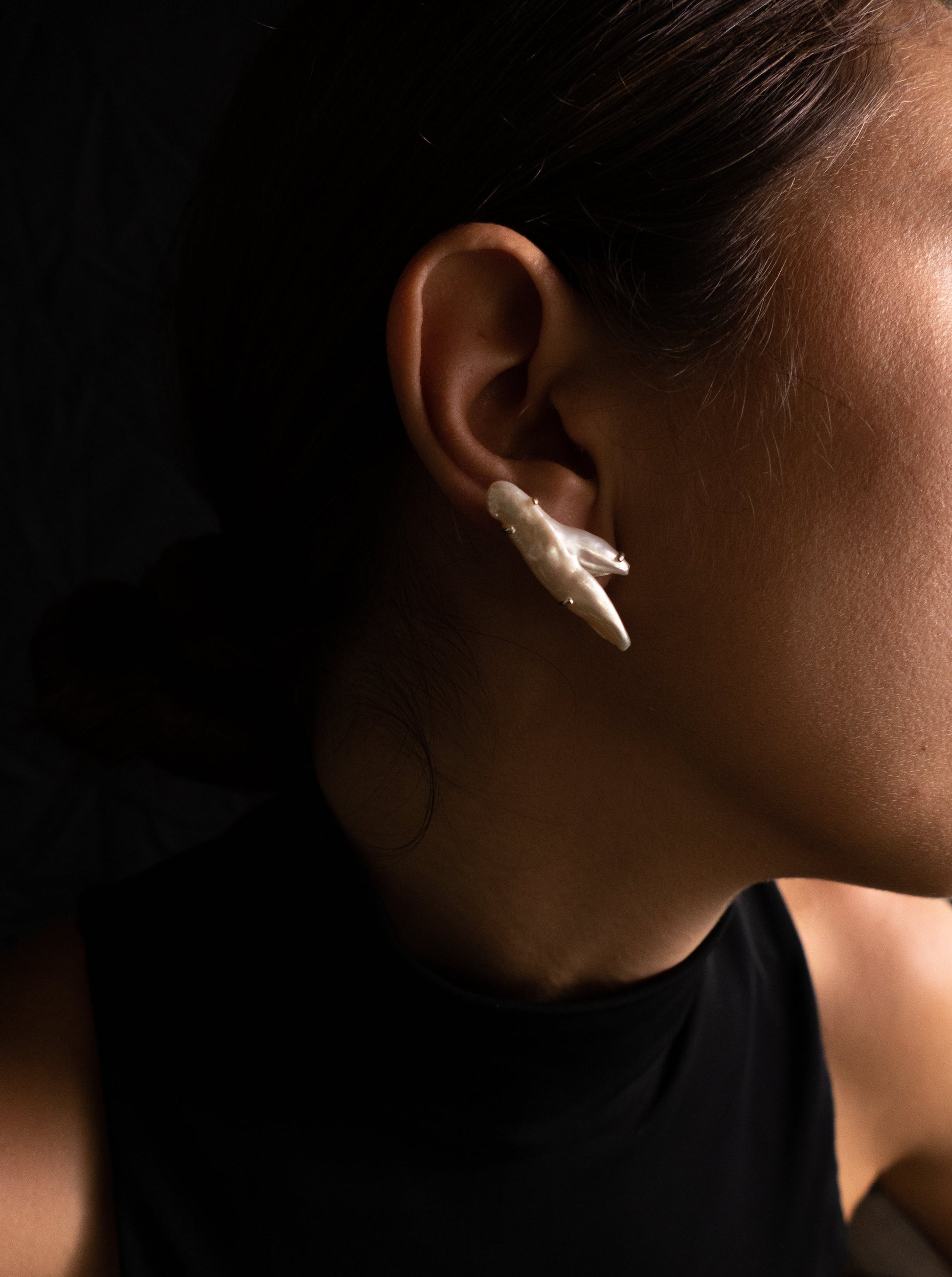 pearl earring nausnice s perlou