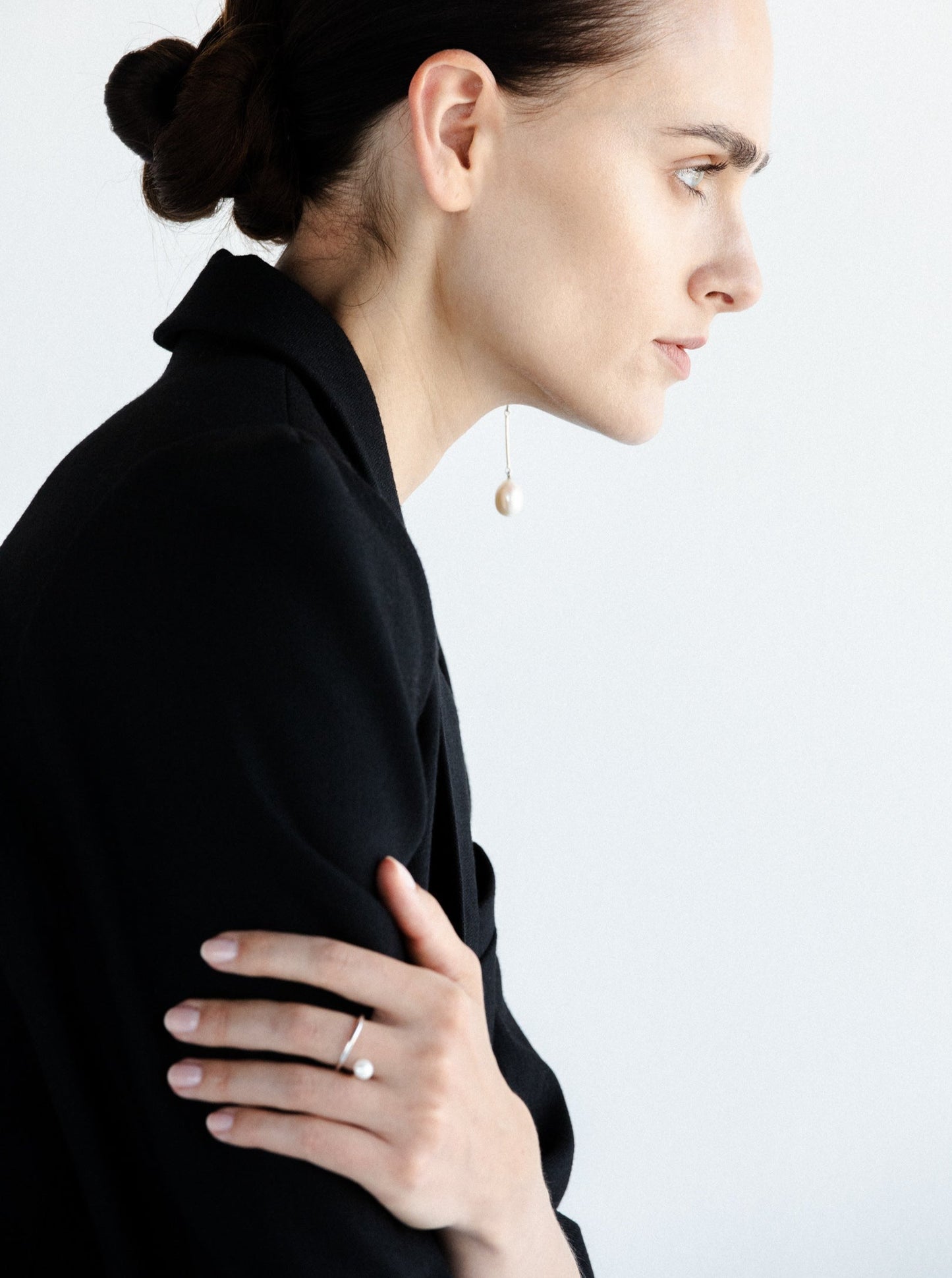 50% OFF Floating pearl ring