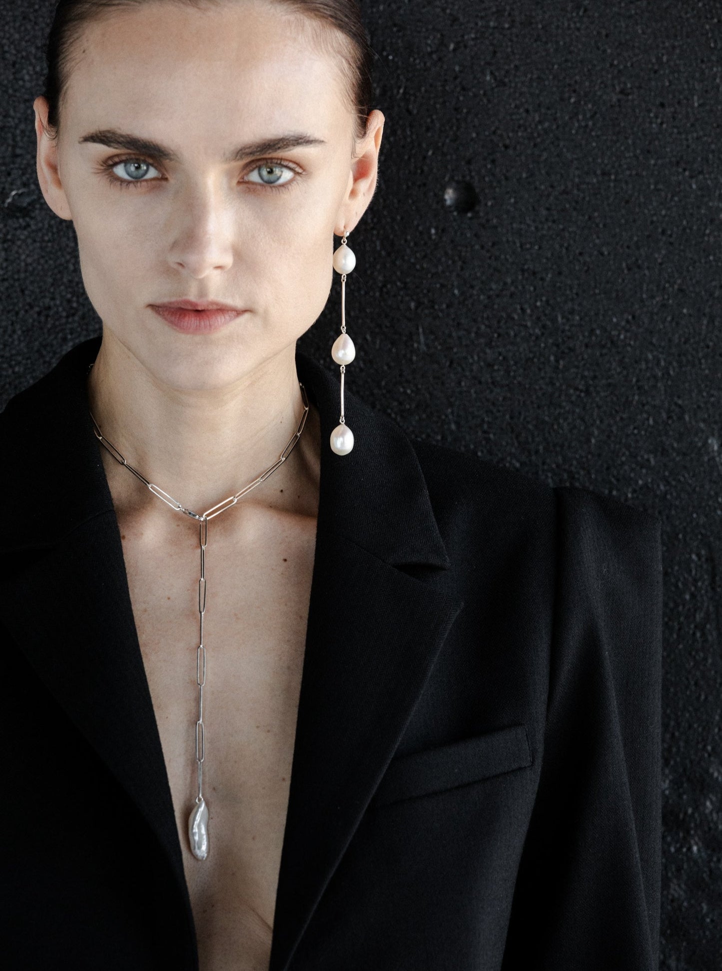 Angle Necklace with Pearl