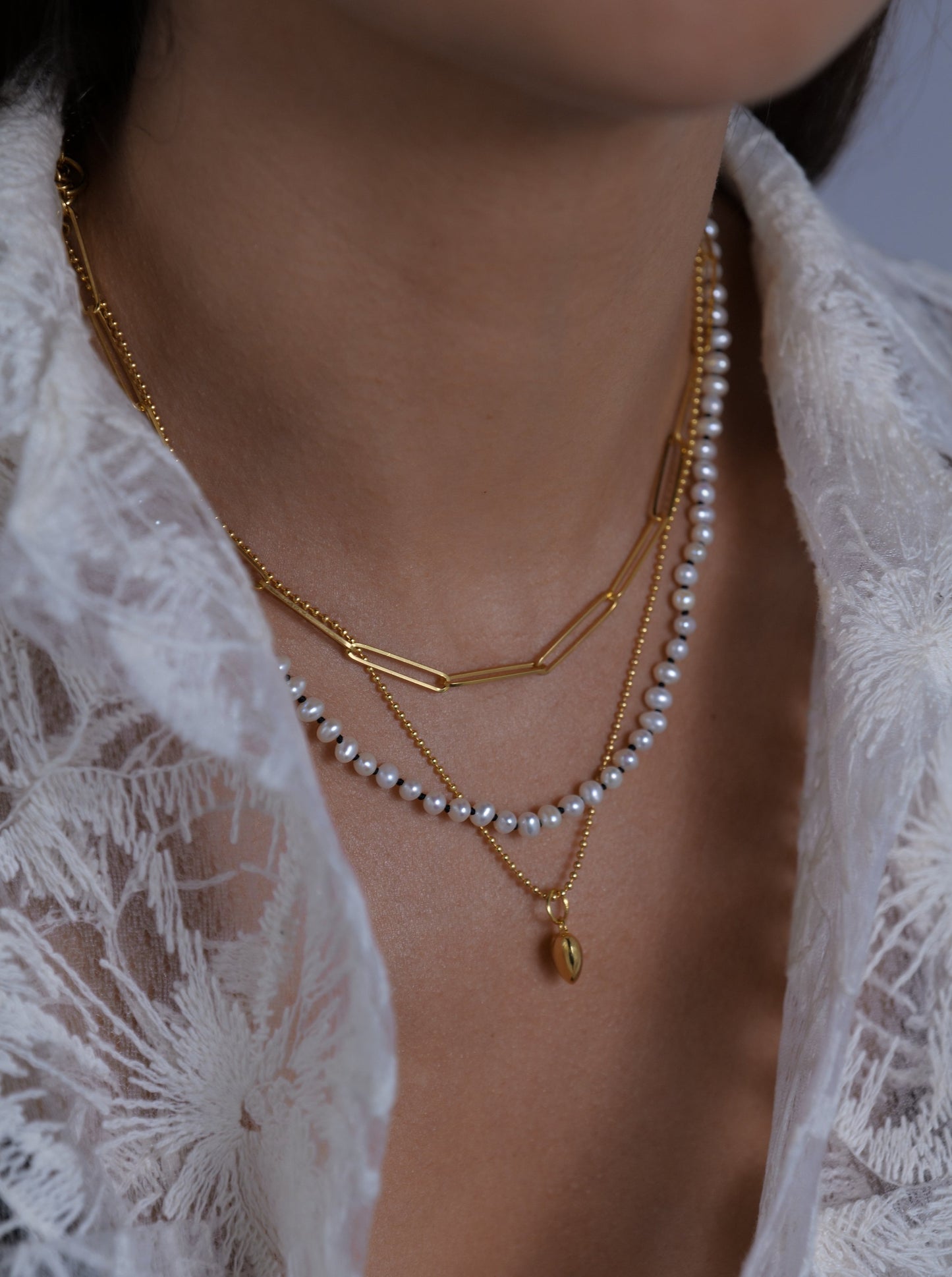 Knotted pearl necklace - Black