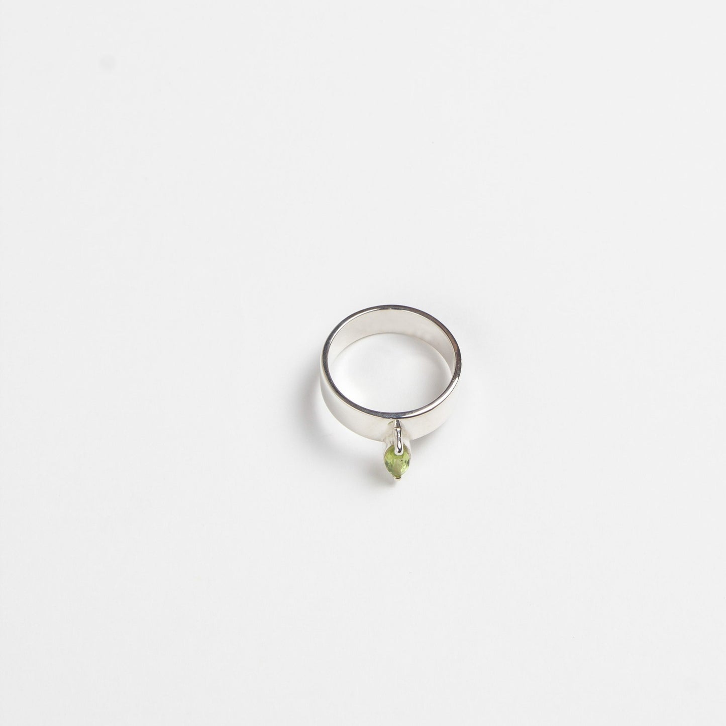 Ring with Peridot Marquise