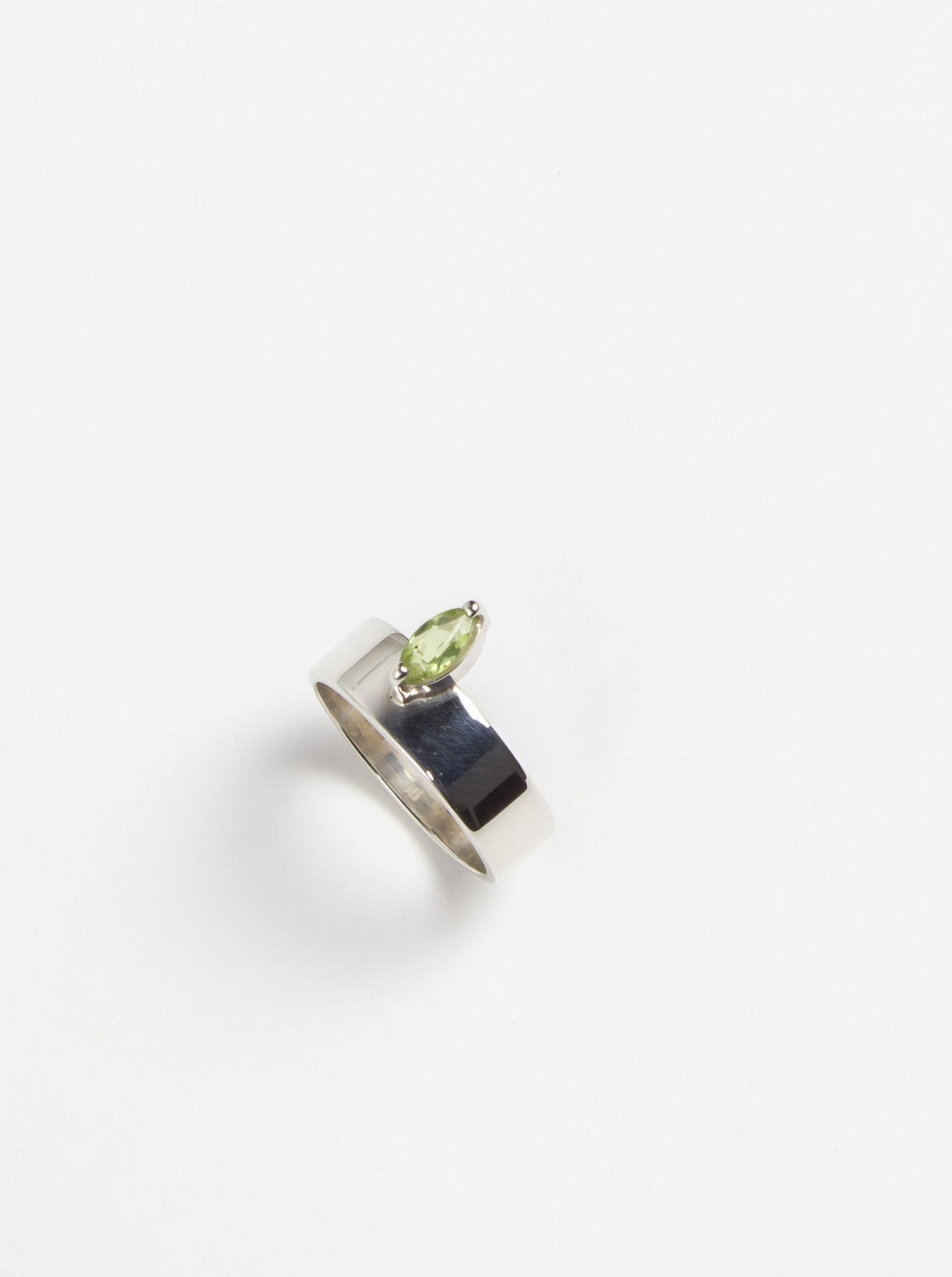 Ring with Peridot Marquise